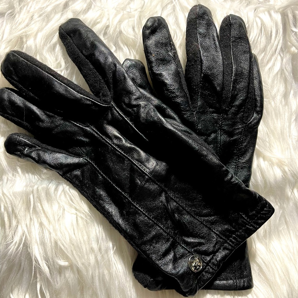 Electronics/Screen Touch Black Leather Gloves - image 1